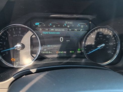 Used 2018 Ford Expedition Limited w/ Equipment Group 301A image 14