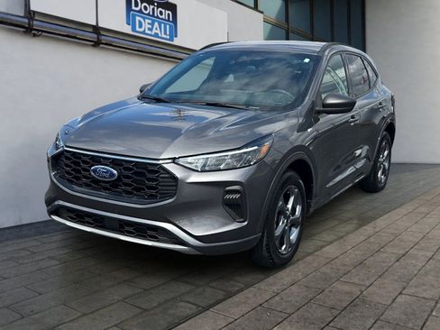 Certified 2023 Ford Escape ST-Line w/ Tech Pack #1 AWD/4WD image 7