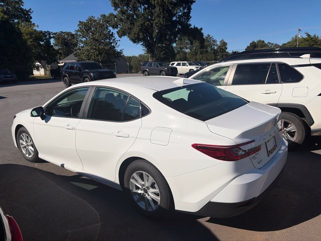 Used 2026 Toyota Camry LE w/ Convenience Package FWD image 6