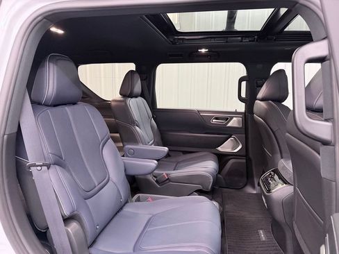 New 2026 INFINITI QX80 4WD image 47