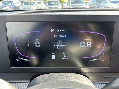 Used 2025 Kia Sportage LX image 29
