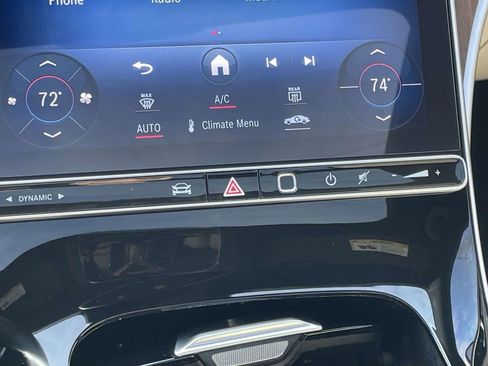 Used 2022 Mercedes-Benz C 300 Sedan image 25