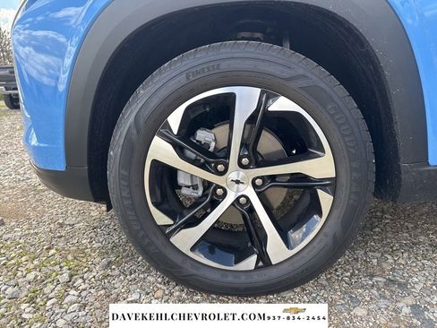 Used 2024 Chevrolet Trax RS w/ Driver Confidence Package image 42