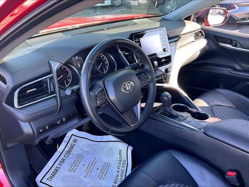 Used 2023 Toyota Camry SE image 15