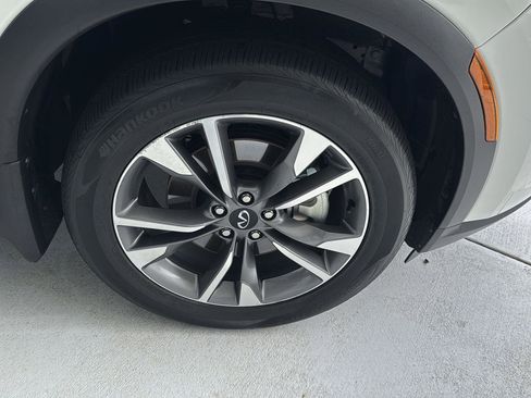 Used 2025 INFINITI QX60 Luxe w/ Cargo Package image 36