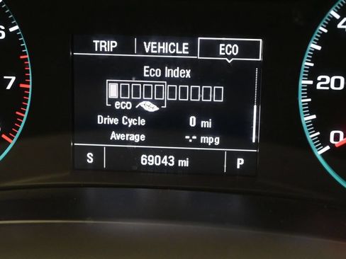 Used 2023 Chevrolet Malibu LT FWD image 16