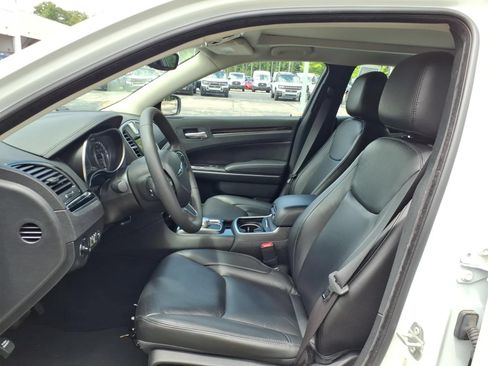 Used 2023 Chrysler 300 Touring L w/ Popular Equipment Group AWD/4WD image 16
