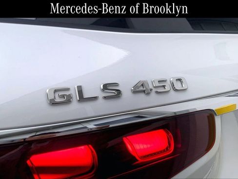 Certified 2026 Mercedes-Benz GLS 450 4MATIC image 9