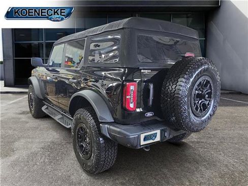 New 2026 Ford Bronco Badlands AWD/4WD image 3