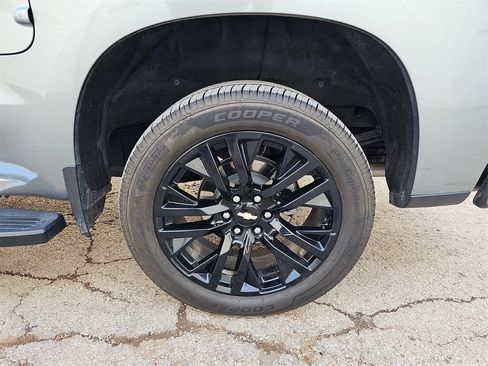 Used 2024 Chevrolet Silverado 1500 High Country w/ Technology Package image 38