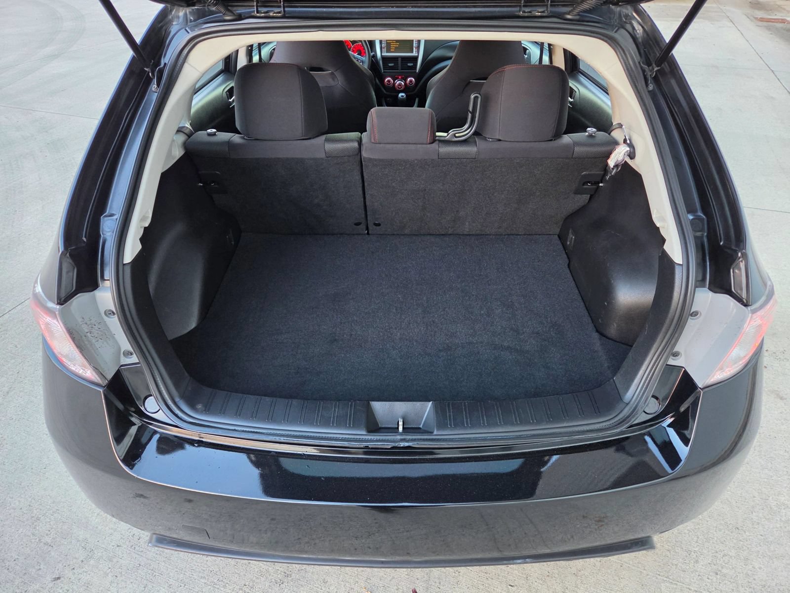 Used 2011 Subaru Impreza WRX Premium AWD/4WD image 16