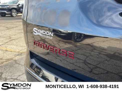 Used 2023 Chevrolet Traverse Premier w/ Redline Edition image 15