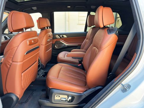 Used 2023 BMW X7 xDrive40i w/ Executive Package AWD/4WD image 53