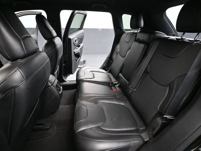 Used 2020 Jeep Cherokee High Altitude AWD/4WD image 30