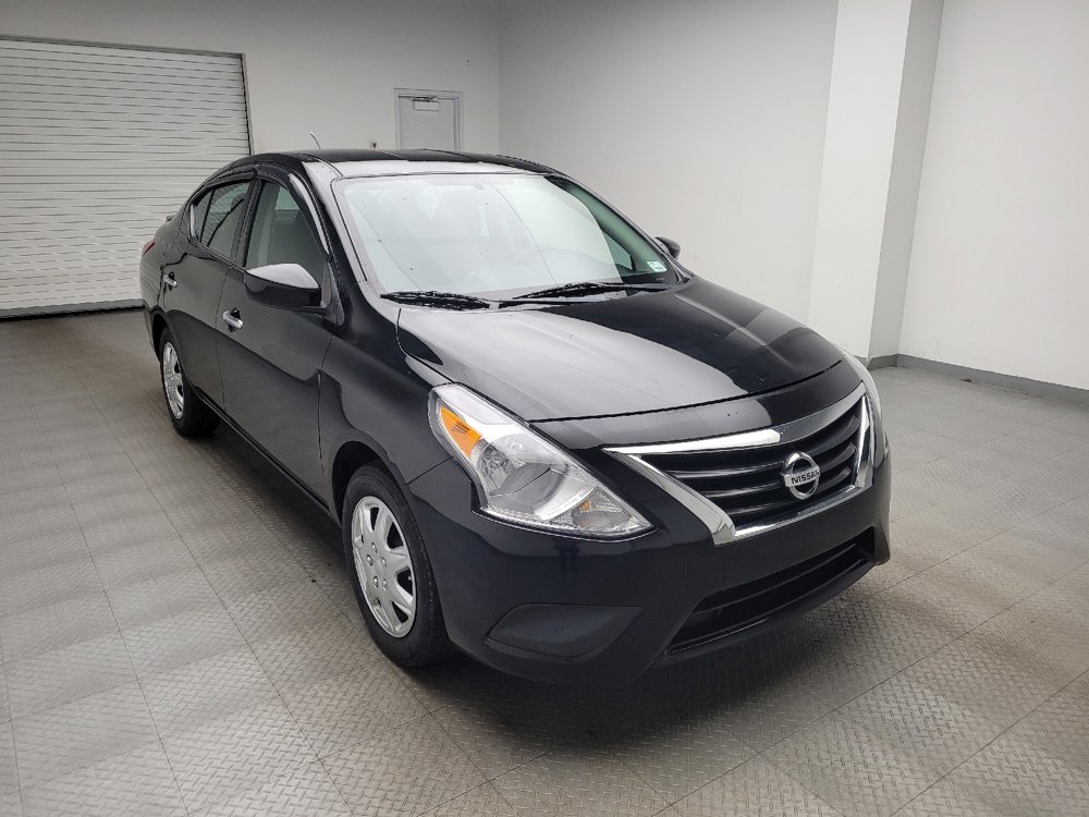 Used 2018 Nissan Versa SV FWD image 13