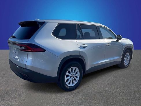 Used 2025 Toyota Grand Highlander FWD image 5