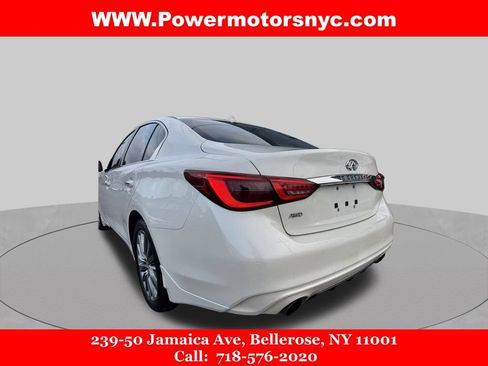 Used 2018 INFINITI Q50 Luxe w/ Essential Package (3.0T Luxe) AWD/4WD image 11