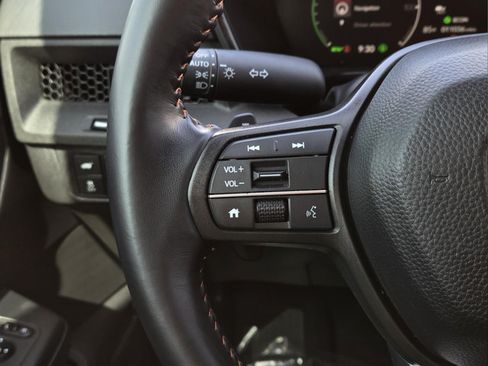 Used 2025 Honda CR-V Sport-L image 19