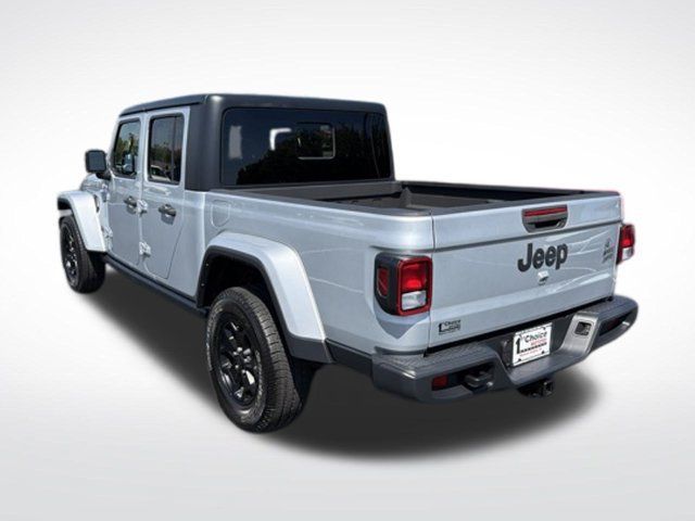 Used 2022 Jeep Gladiator Sport AWD/4WD image 4