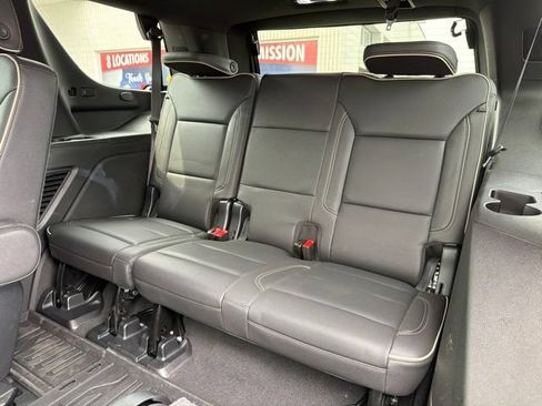 Certified 2023 GMC Yukon SLT w/ SLT Premium Package AWD/4WD image 26