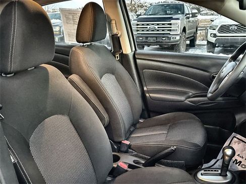 Used 2017 Nissan Versa SV image 23