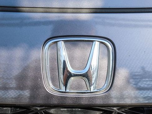 Used 2023 Honda HR-V EX-L image 5