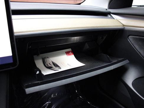 Used 2023 Tesla Model 3 Long Range image 33