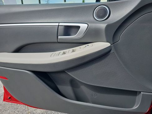 Certified 2025 Hyundai Sonata SEL image 30