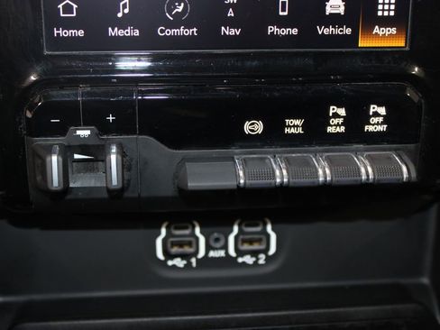 Used 2023 RAM 3500 Laramie AWD/4WD image 47