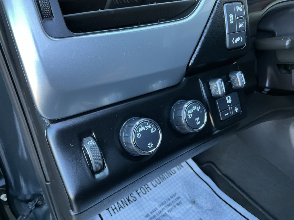 Used 2019 Chevrolet Tahoe LT AWD/4WD image 32