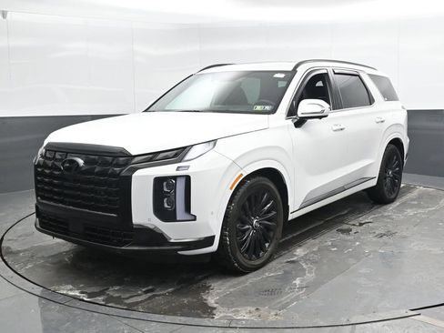 Used 2024 Hyundai Palisade Calligraphy image 6