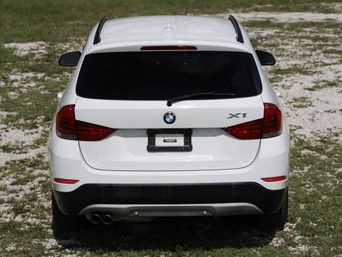 Used 2015 BMW X1 sDrive28i RWD image 9