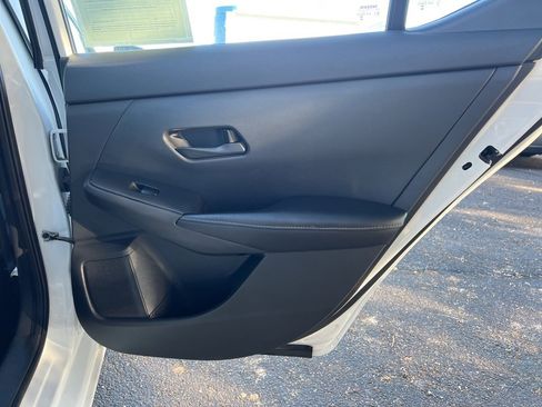 Used 2024 Nissan Sentra SV image 13