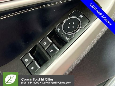 Used 2021 Ford Explorer XLT w/ Equipment Group 202A image 12