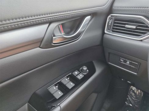 New 2025 MAZDA CX-5 AWD 2.5 S w/ Select Package image 14