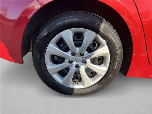Certified 2020 Toyota Corolla LE image 25