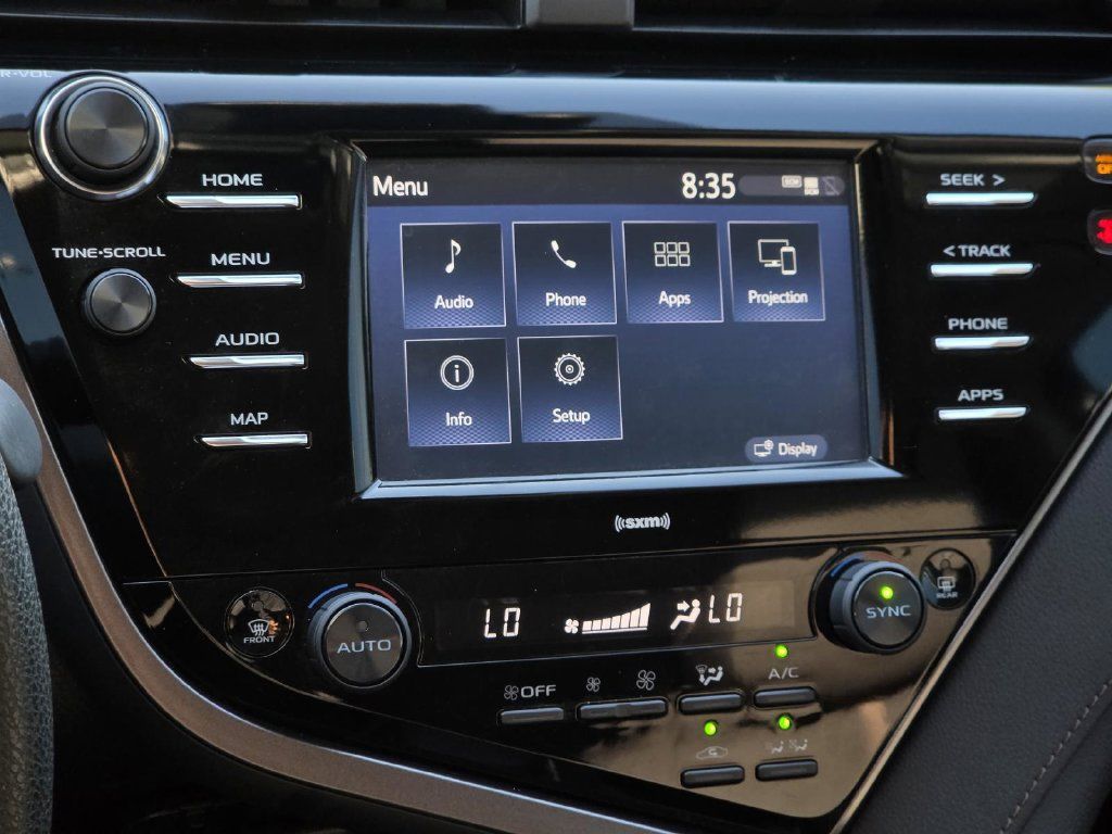 Used 2020 Toyota Camry LE FWD image 20