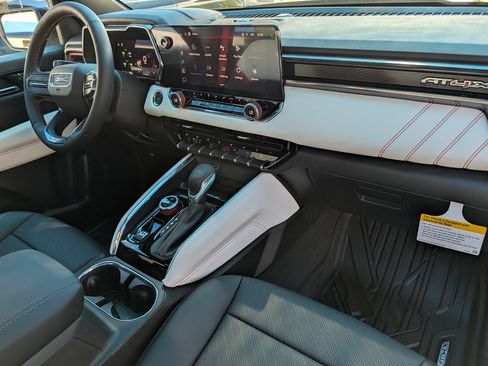 New 2026 GMC Canyon AT4X AWD/4WD image 34