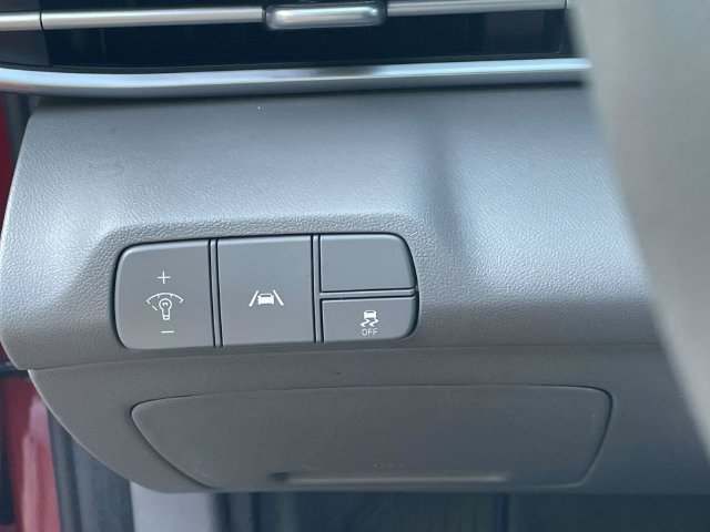 Certified 2023 Hyundai Elantra SEL FWD image 20
