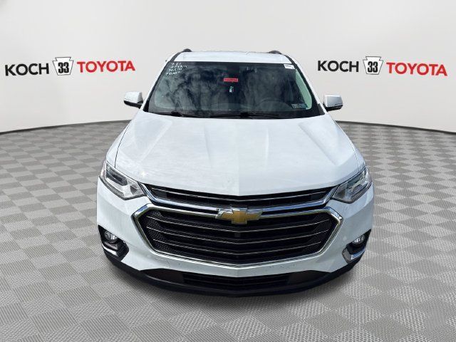 Used 2019 Chevrolet Traverse LT w/ LT Premium Package AWD/4WD image 2