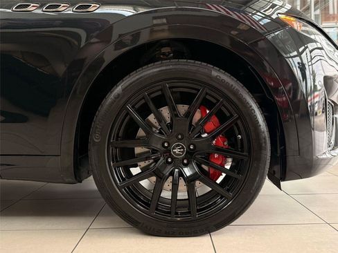Used 2023 Maserati Levante Modena S AWD/4WD image 19