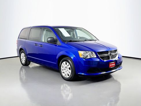 Used 2019 Dodge Grand Caravan SE w/ UConnect Hands-Free Group image 7