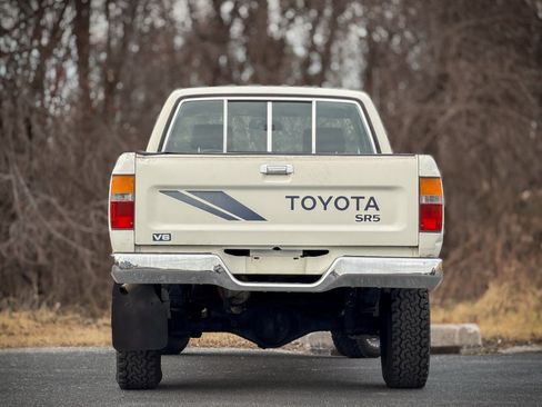 Used 1989 Toyota Pickup SR5 image 7