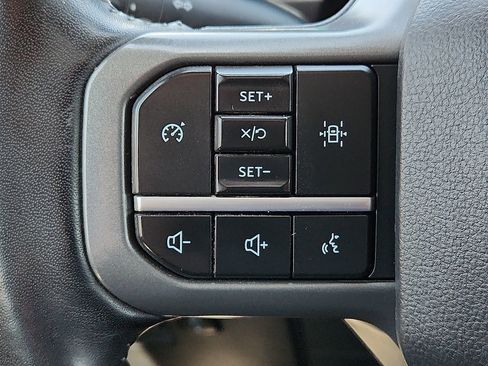 Used 2022 Ford F150 Lariat w/ Equipment Group 501A Mid image 15