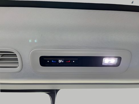 New 2025 Volkswagen ID. Buzz Pro S Plus AWD/4WD image 25