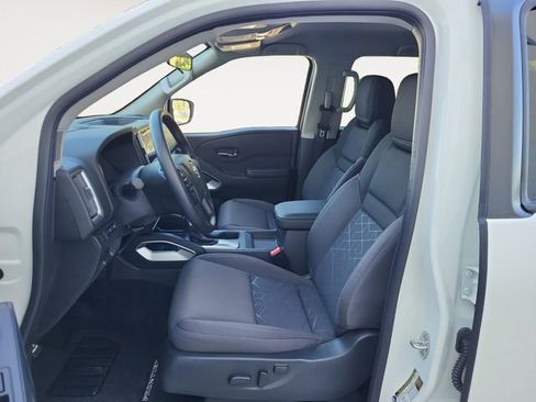 New 2025 Nissan Frontier SV image 12
