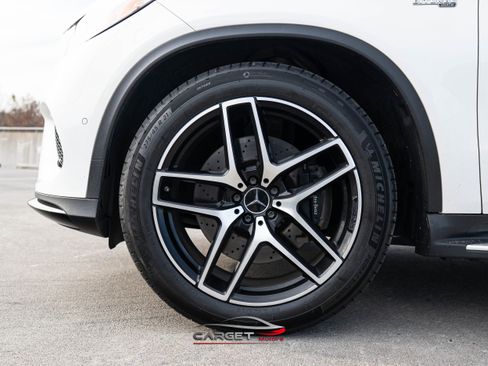 Used 2019 Mercedes-Benz GLE 43 AMG 4MATIC w/ Premium 3 Package image 9