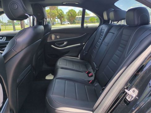 Used 2022 Mercedes-Benz E 350 Sedan image 14