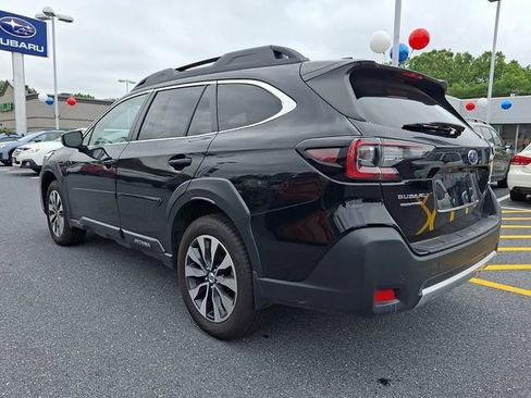 Certified 2025 Subaru Outback Limited AWD/4WD image 7