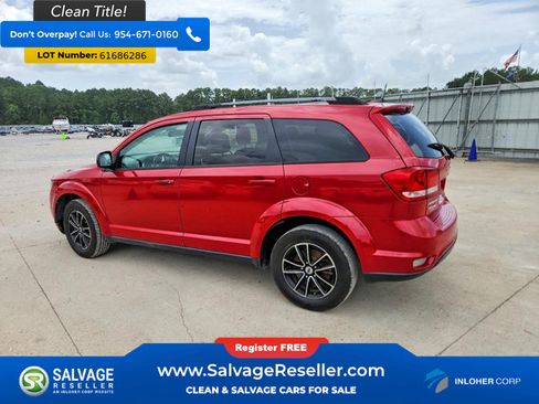 Used 2019 Dodge Journey SE w/ Connectivity Group FWD image 3